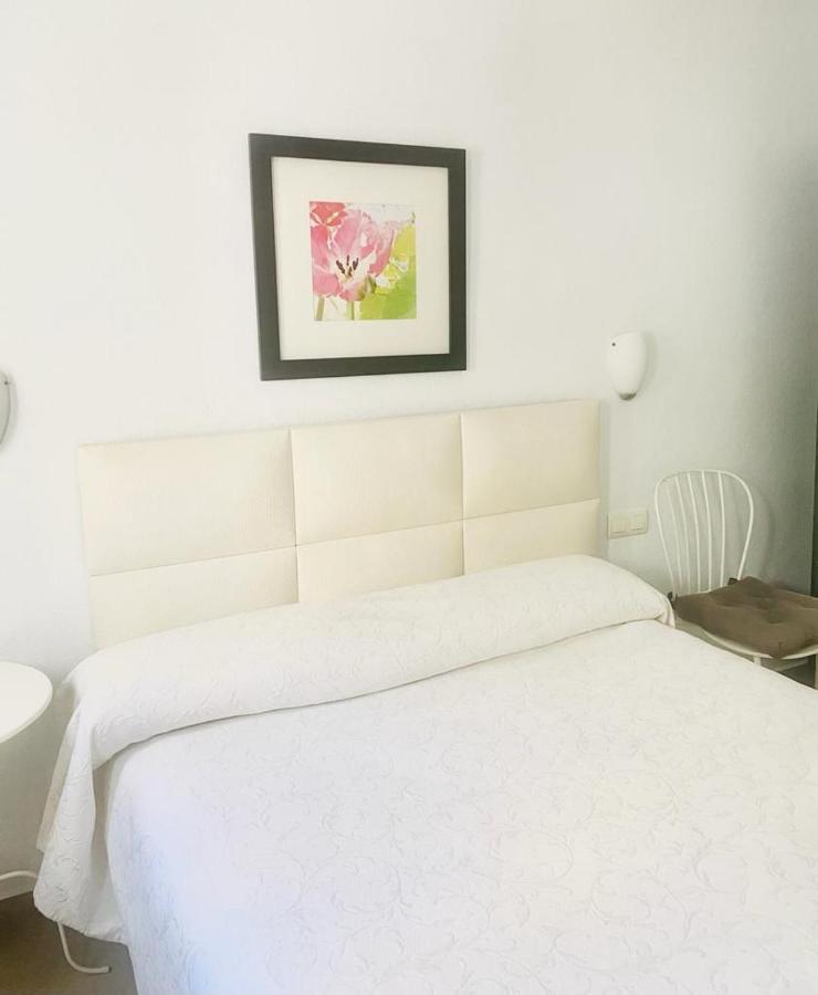 Single Room,1357036262:JPEG
